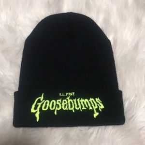 GOOSEBUMPS beanie